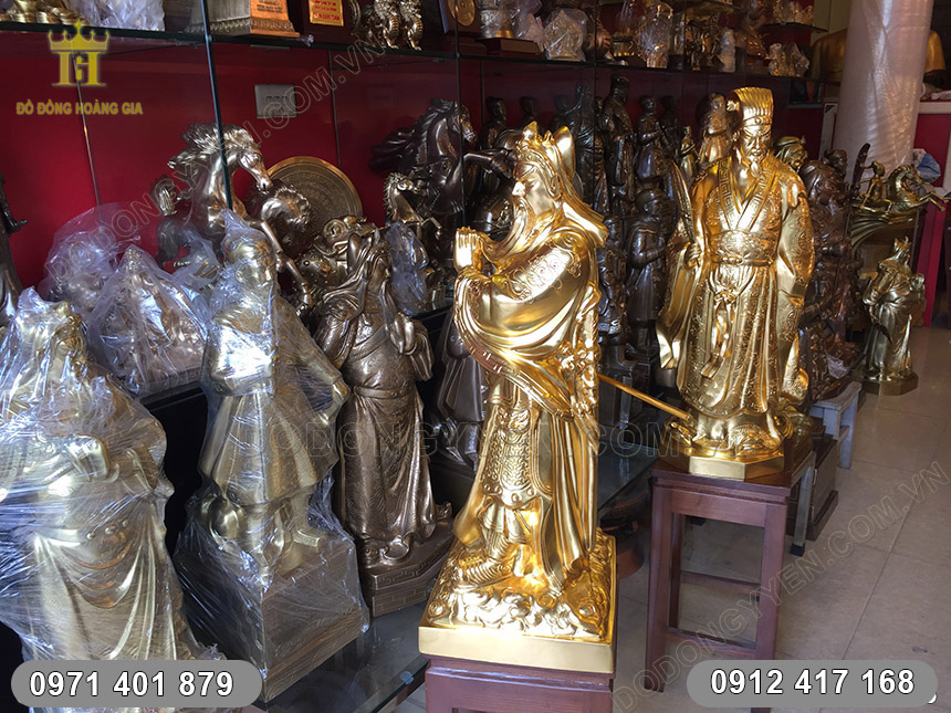 Tượng Quan C&ocirc;ng D&aacute;t V&agrave;ng